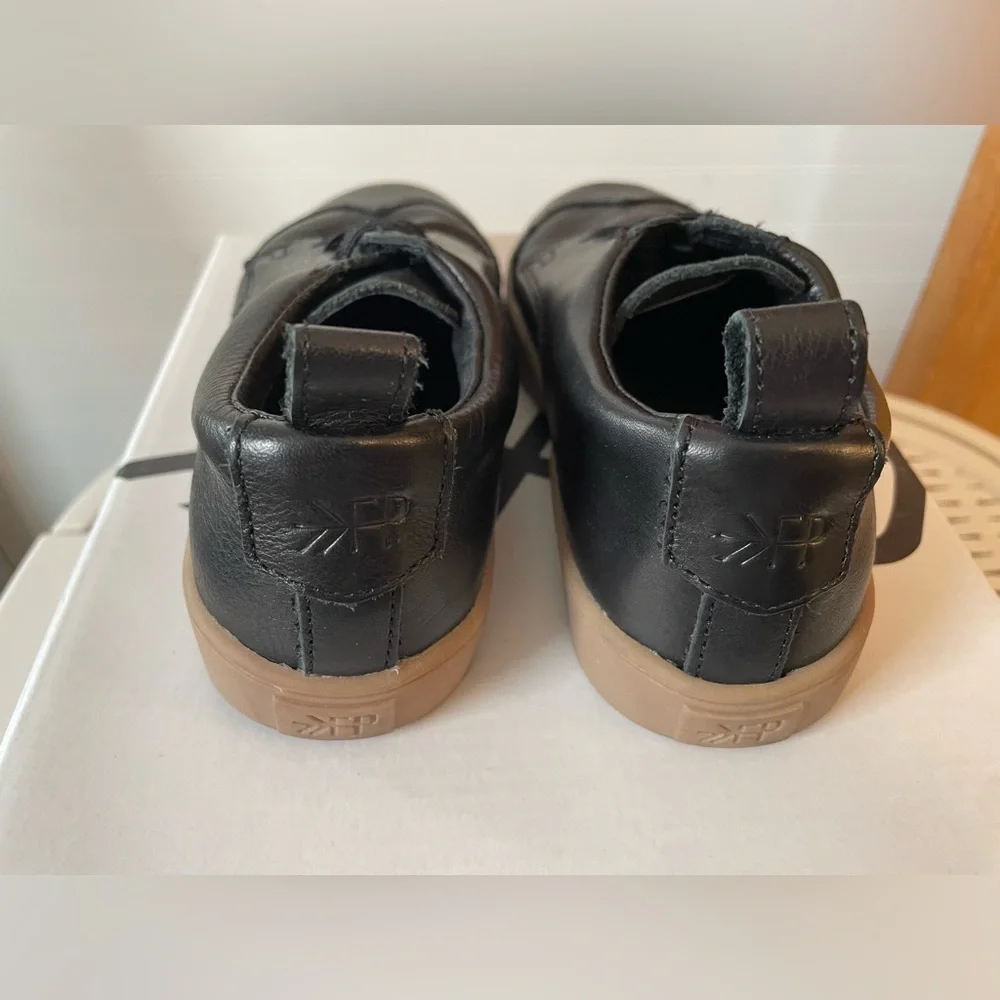 Freshly Picked Leather Black Ebony Oxford Sneaker Boys Toddler 10T NIB